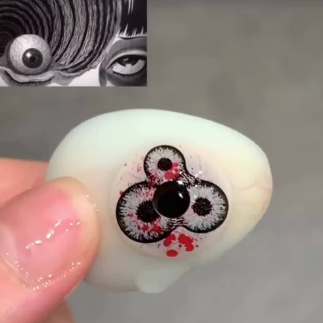 Lentillas Zombie Triple Iris